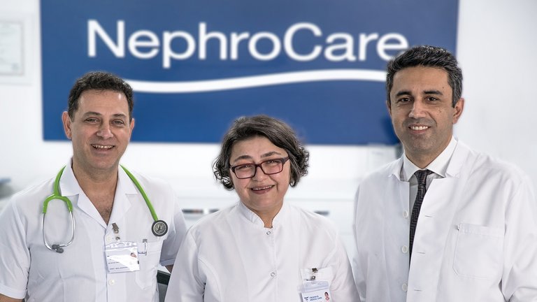 [Translate to UK - englisch:] The NephroCare team 
