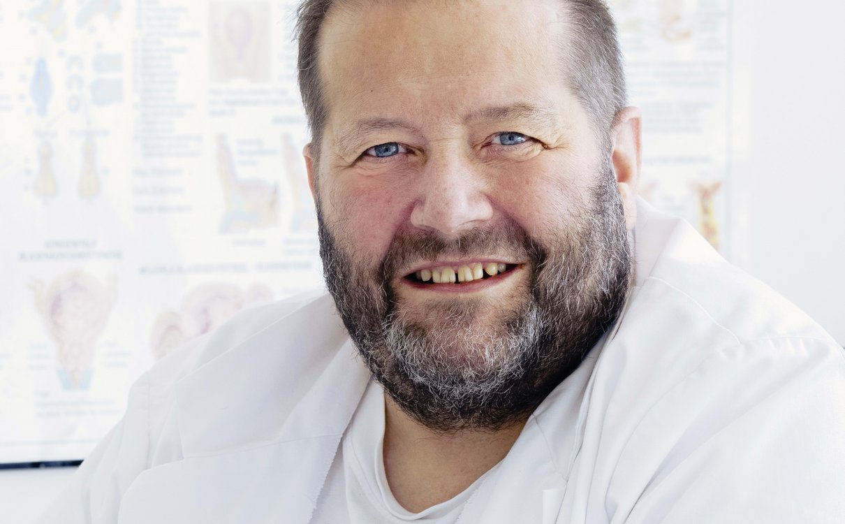 Dr. med. Alois Staub